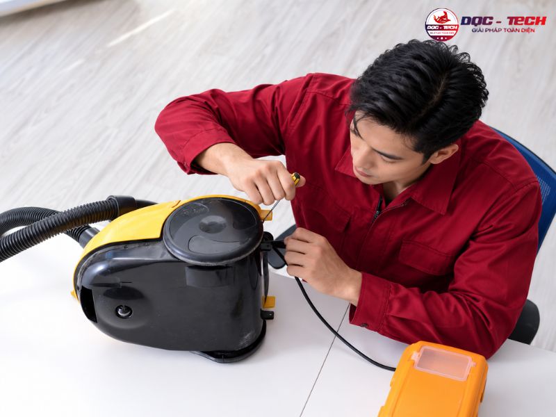 Trung Tâm Bảo Hành Điện Máy - Sửa máy hút bụi tại Hà Nội chuyên nghiệp