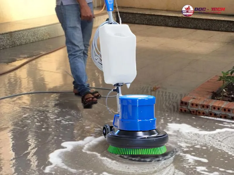 Cau-tao-may-cha-san-lien-hop-tips-su-dung-dung.jpg Cấu tạo máy chà sàn liên hợp: tips sử dụng