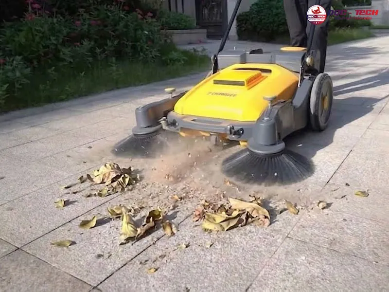 chổi xe quét đường gom rác chổi xe quét đường gom rác