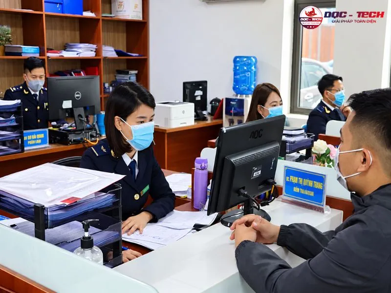 Chuẩn bị chứng từ thực hiện tờ khai nhập khẩu máy hút bụi
