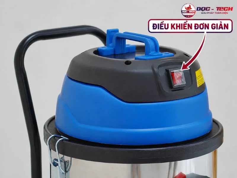 Nút điều khiển thiết bị hút bụi Palada PD40A-1 thuận tiện