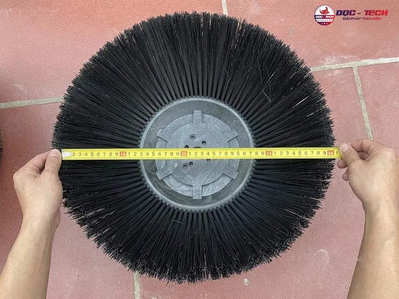 Đo chổi xe quét đường Đo chổi xe quét đường