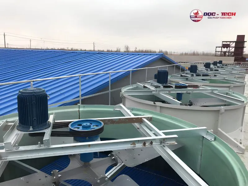 Hình ảnh quạt và motor tháp vuông Kumisai KMS 150RT