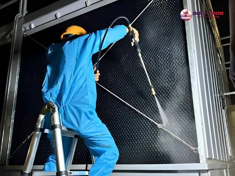 Cách vệ sinh tháp Ocean đúng chuẩn kỹ thuật Cách vệ sinh tháp Ocean đúng chuẩn kỹ thuật