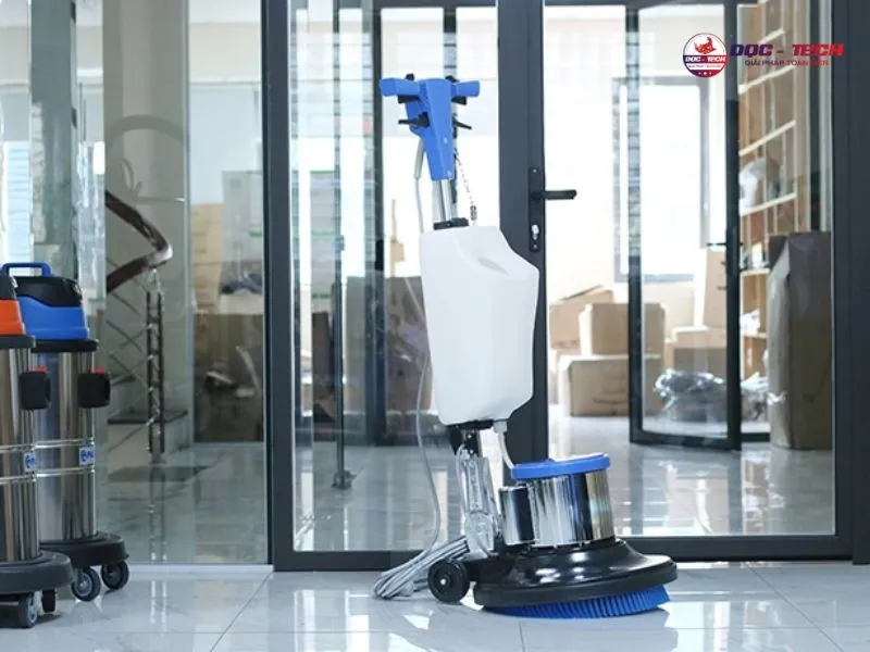 Kết cấu chống va đập, di chuyển linh hoạt