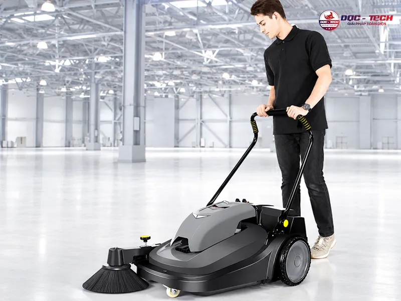 khong-can-qua-nhieu-nhan-cong.jpg một người đẩy sẽ thu gom toàn bộ rác bẩn