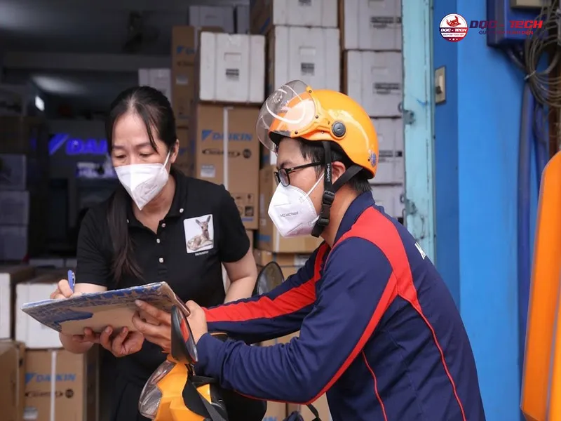 Kiểm tra hàng khi nhận tại DQC TECH