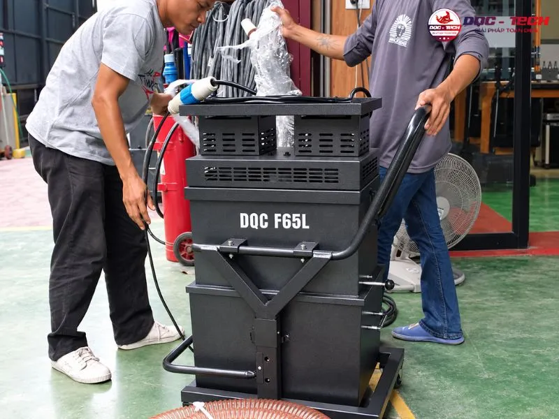 kiem-tra-thiet-bi-hut-bui-chuyen-dung.jpg Cần kiểm tra thiết bị hút bụi DQC Tech F65L HEPA định kỳ
