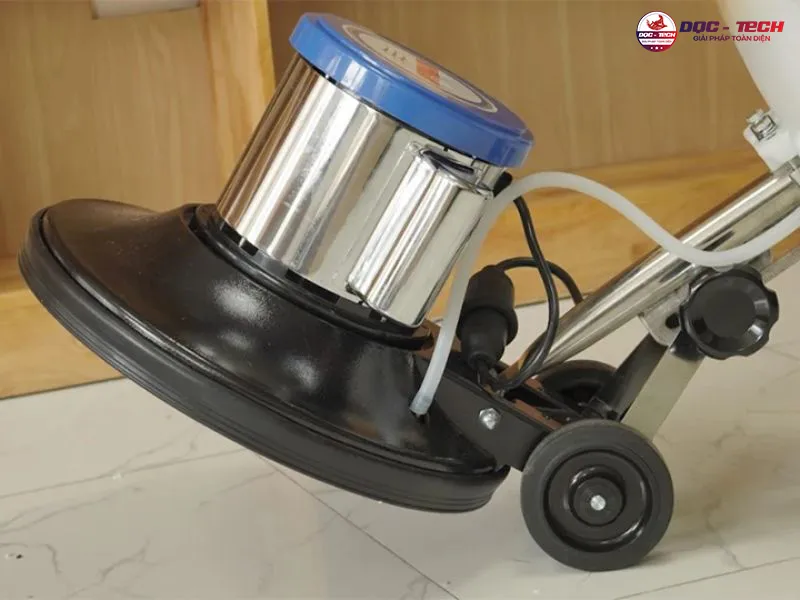 Máy chà sàn bị rung lắc do lệch mô tơ