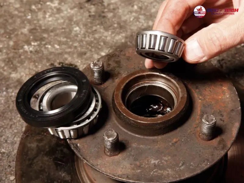 Máy chà sàn bị rung lắc do mòn bạc đạn