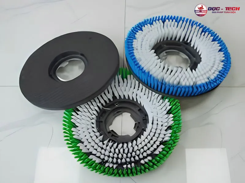 Máy chà sàn gỗ: thử pad