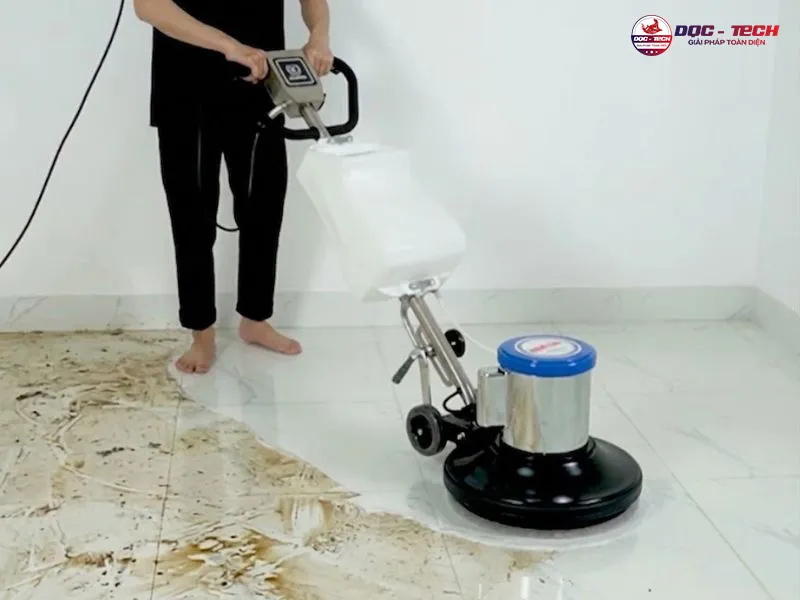 Máy chà sàn Kumisai KMS-177 chà sạch sâu