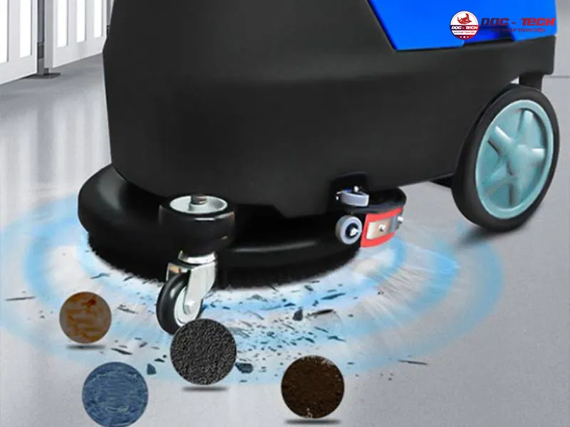 May-cha-san-lien-hop-Kumisai-KMS25C-cha-manh.jpg Máy chà sàn liên hợp Kumisai KMS25C chà mạnh