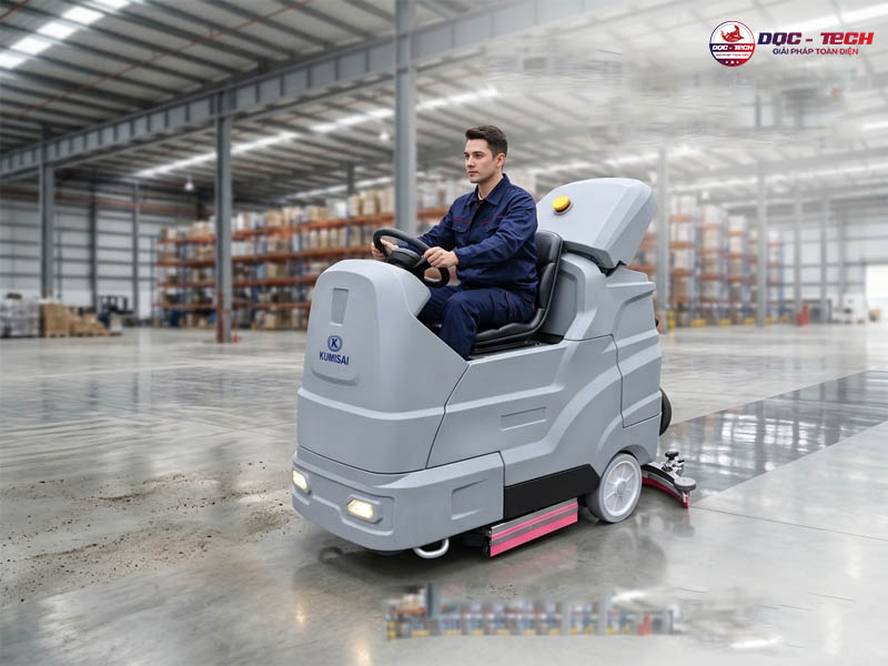 Máy chà sàn ngồi lái Kumisai KMS 245