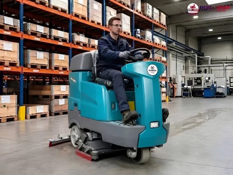 Máy chà sàn ngồi lái tích hợp quét rác Kumisai KMS D9X cách dùng