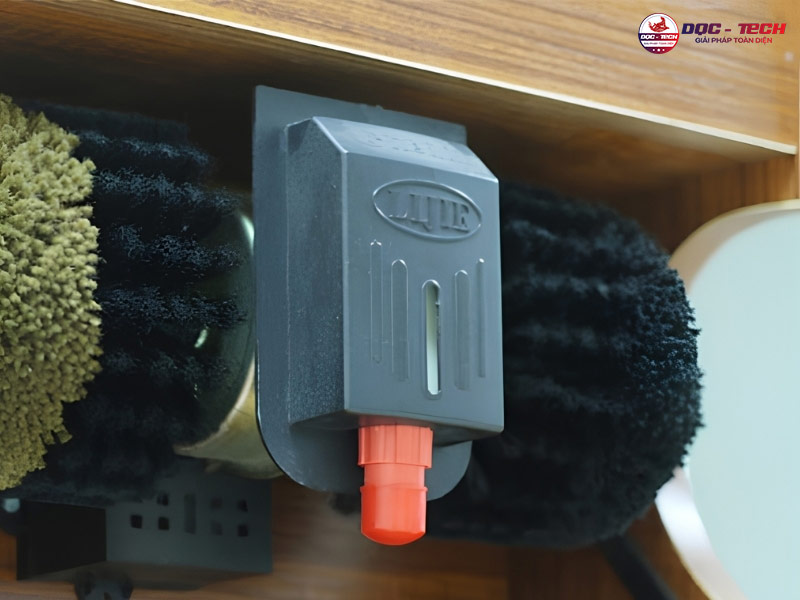 Máy đánh bóng giày tại nhà Kumisai XDB3: hộp xi