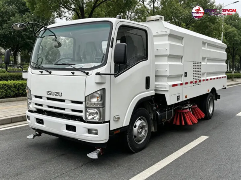 máy quét rác hút bụi đường isuzu với hiệu suất hút cao