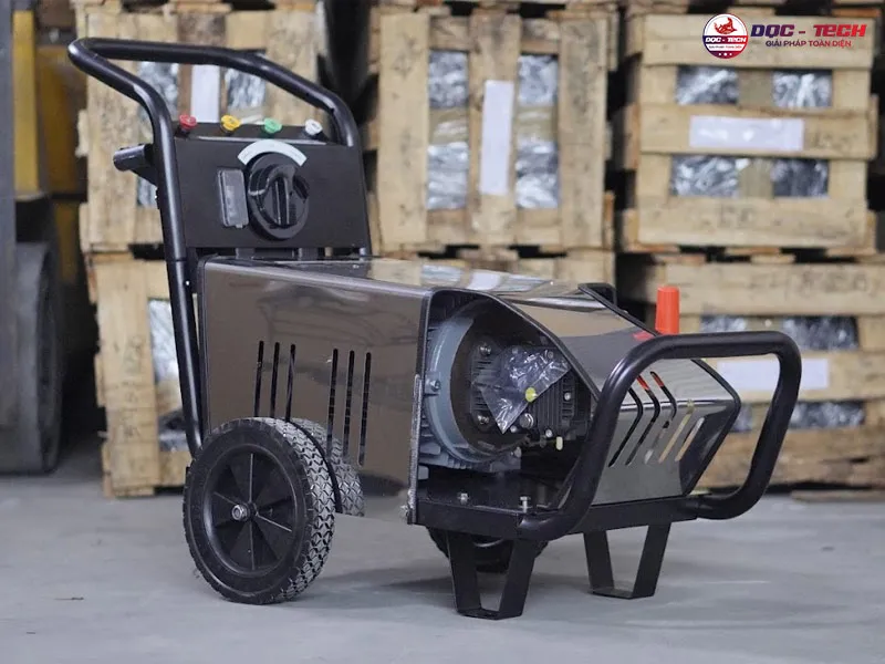 máy rửa xe cao áp 3 pha