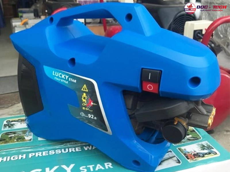 Máy rửa xe Lucky Star
