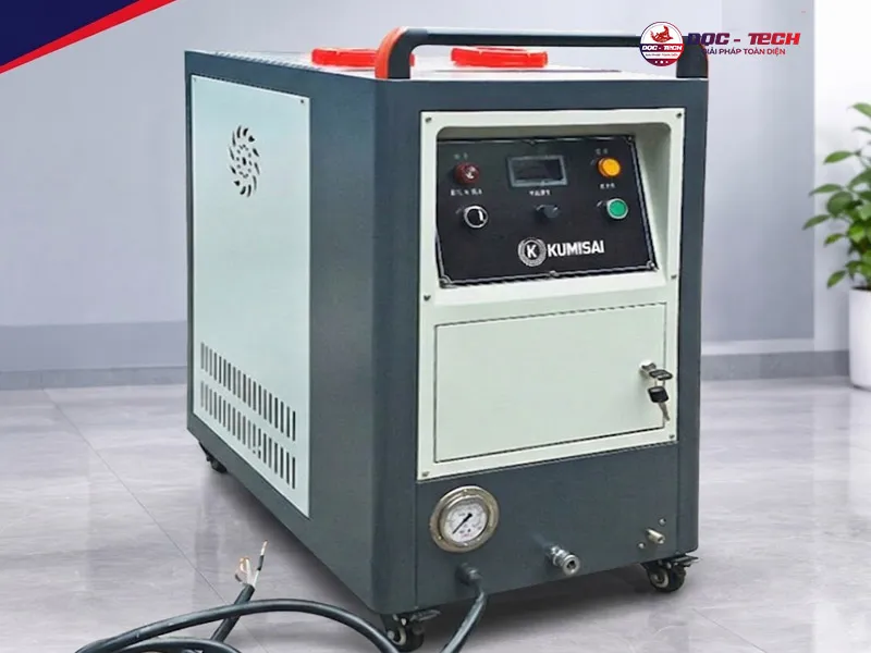 máy rửa xe hơi nước nóng Kumisai CFD-20A thiết kế dạng đứng