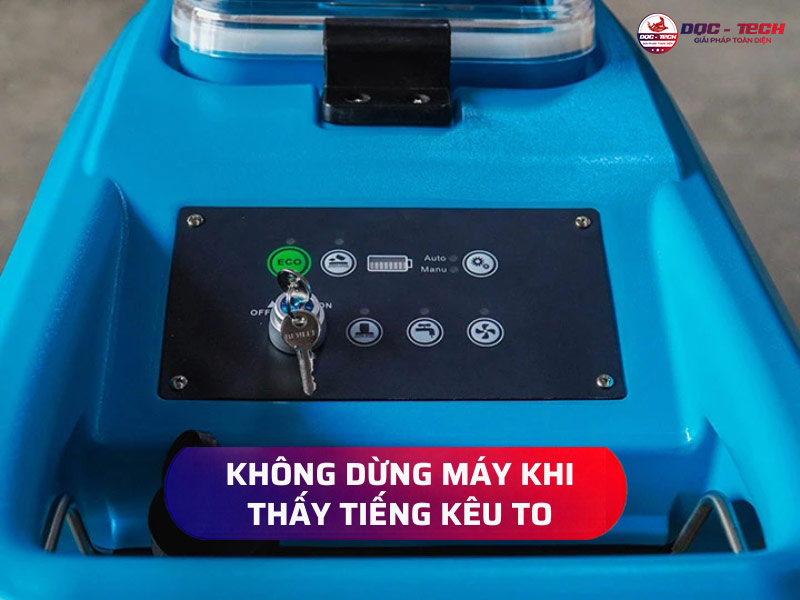 Motor máy chà sàn bị cháy: không dừng máy