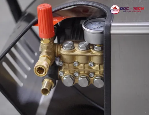 Máy rửa xe Kumisai tự động ngắt KMS 220/5.5 - 3
