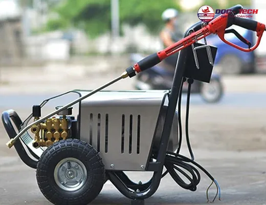 Máy rửa xe Lutian 1750PSI 18M17.5-3T4 3KW - 5