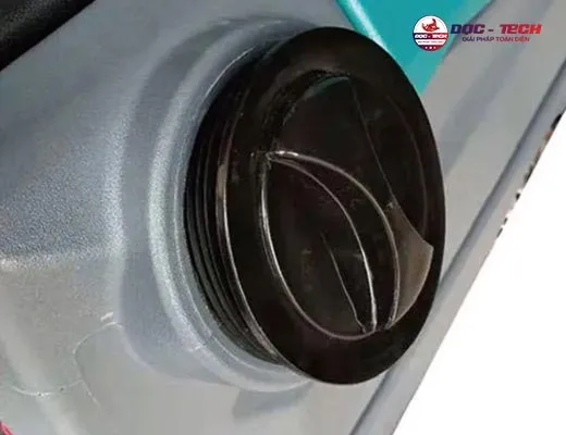 Máy chà sàn ngồi lái Kumisai KMS D6 - 3