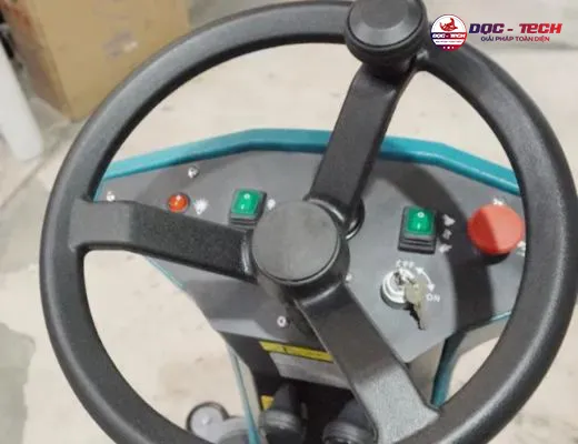 Máy chà sàn liên hợp ngồi lái Kumisai KMS 90B - 6