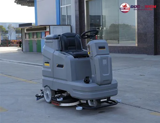 Máy chà sàn ngồi lái Kumisai KMS V75 - 5