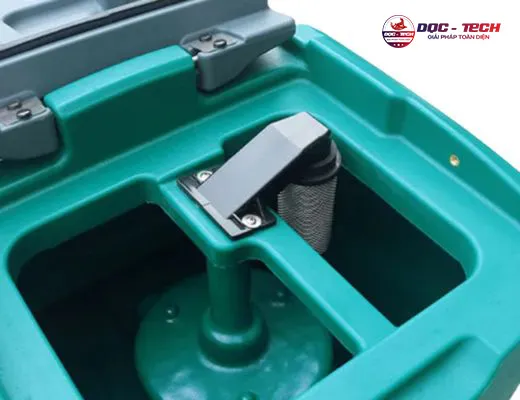 Máy chà sàn ngồi lái Kumisai KMS D8 - 5