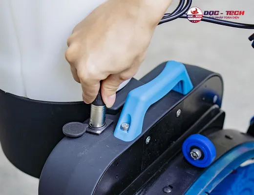 Máy chà sàn liên hợp Kumisai KMS-180 (Ắc Quy) - 4
