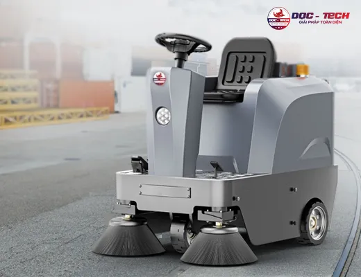 Xe quét rác ngồi lái DQC Tech 4F