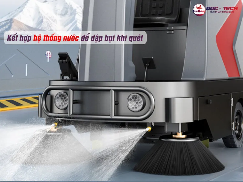 xe quét rác ngồi lái DQC Tech 5F dập bụi xe quét rác ngồi lái DQC Tech 5F dập bụi