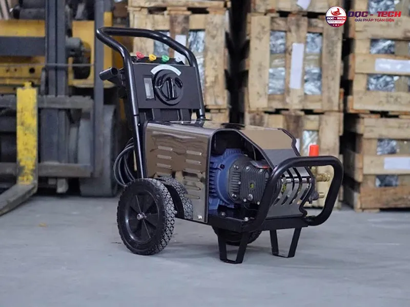  máy rửa xe Kumisai 18M17.5-3T4