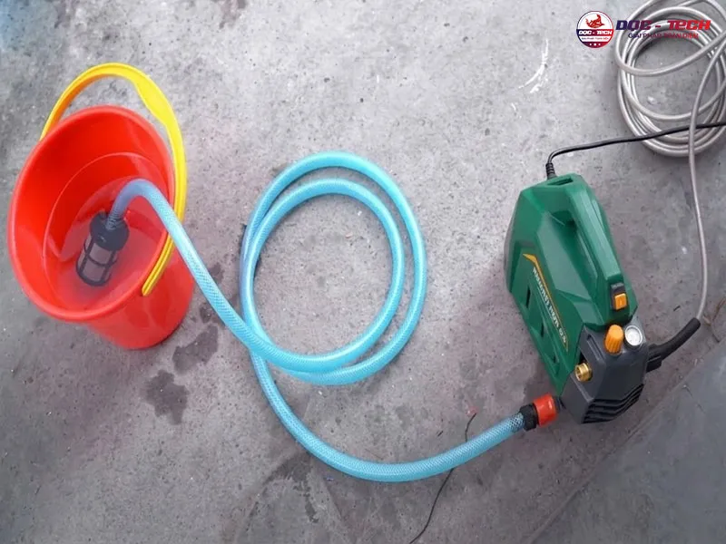 Máy rửa xe gia đình Kumisai KMS-Q2 tự hút nước