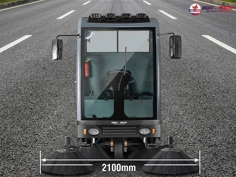 Chổi xe quét rác đường ngồi lái DQC Tech 13F 