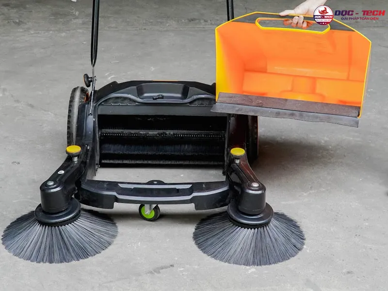 Thùng rác xe quét rác đẩy tay mini Kumisai KMS S1