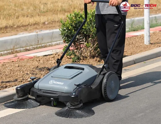 Xe quét rác đẩy tay Kumisai KMS S2 - 6