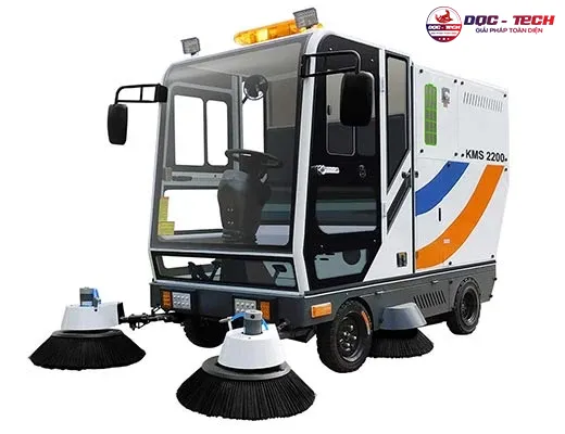 Xe quét rác ngồi lái Kumisai KMS-2200 - 3