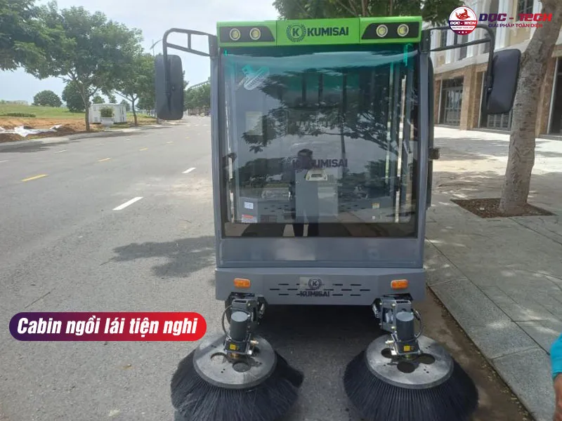 Cabin xe quét rác công nghiệp ngồi lái Kumisai KMS-S14 Cabin xe quét rác công nghiệp ngồi lái Kumisai KMS-S14