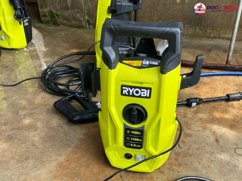 Máy rửa xe nhập khẩu Ryobi Máy rửa xe nhập khẩu Ryobi
