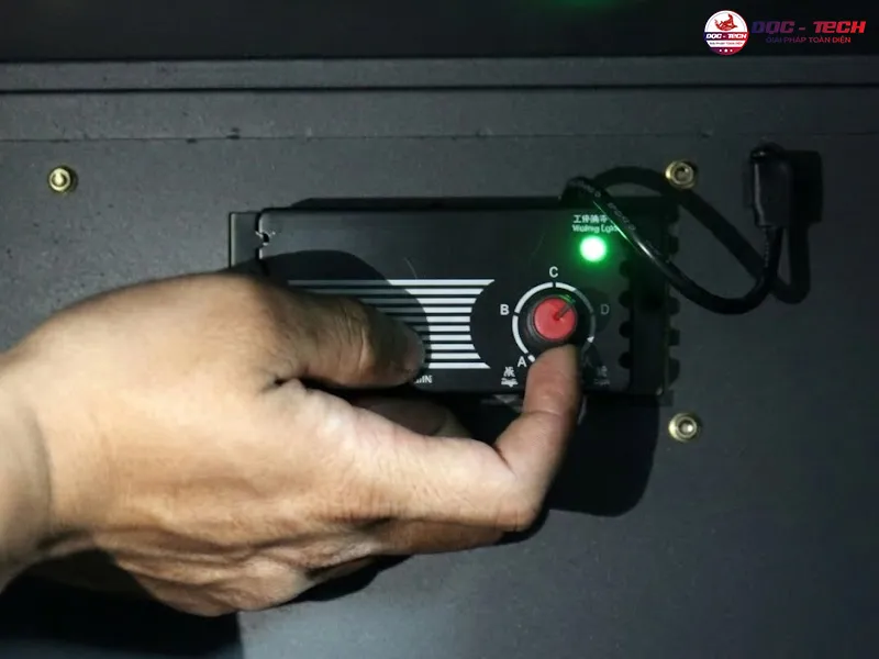 Chỉnh ẩm tủ chống ẩm Andbon AD-30C
