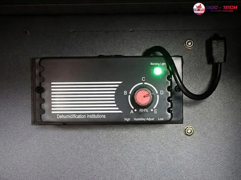 Núm chỉnh tủ chống ẩm Andbon AD-30C
