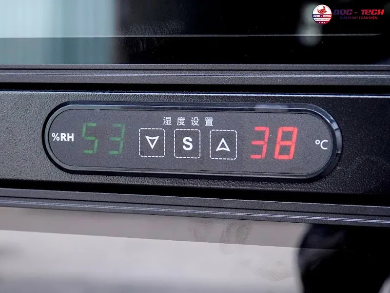 màn hình tủ chống ẩm Dry-Cabi DHC-1200