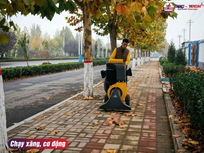 máy hút rác lá cây đô thị Kumisai KMS-2K cơ động