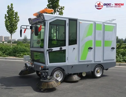 Xe quét rác ngồi lái Kumisai KMS S18 - 5