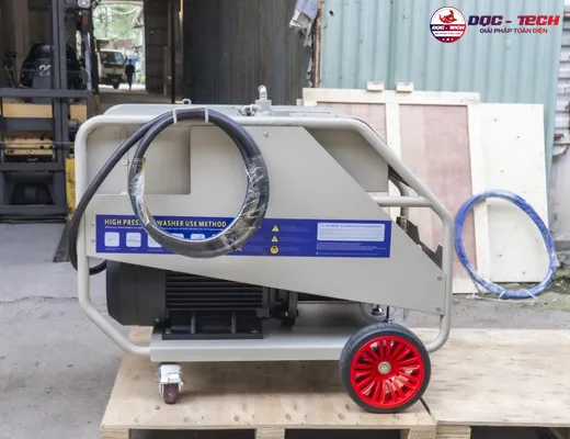 Máy rửa xe siêu cao áp Kumisai KMS 8018 - 4