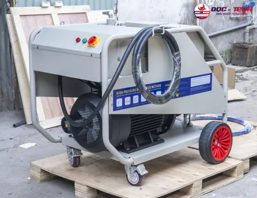 Máy rửa xe siêu cao áp Kumisai KMS 8018 - 5