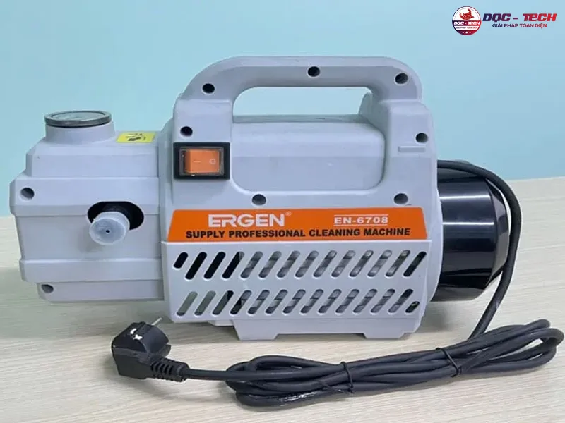 Máy rửa xe mini Trung Quốc